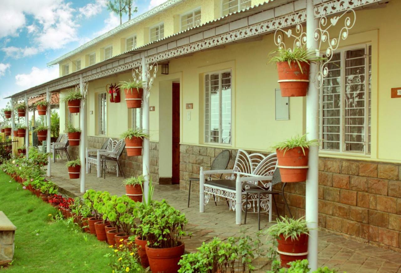 V Resorts Mumukshu Pauri Екстер'єр фото