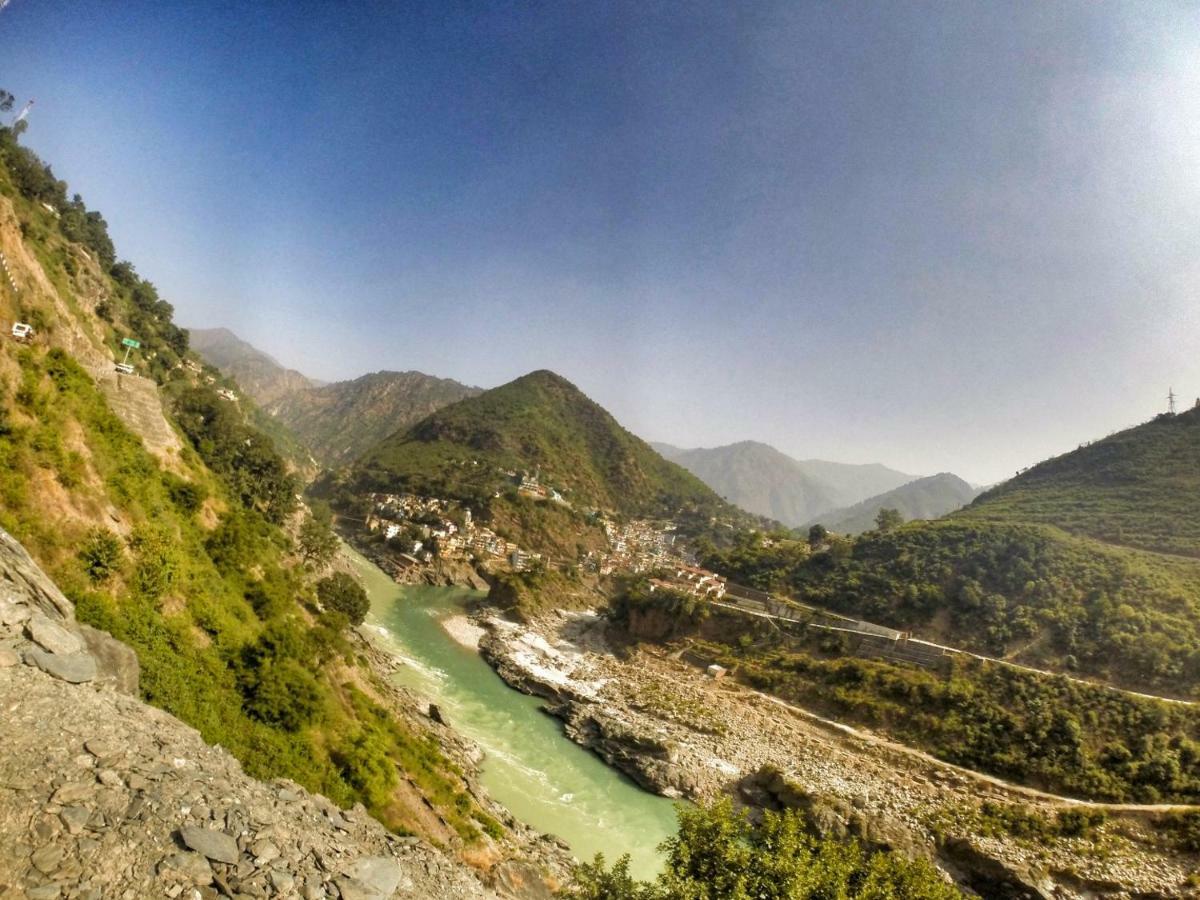 V Resorts Mumukshu Pauri Екстер'єр фото
